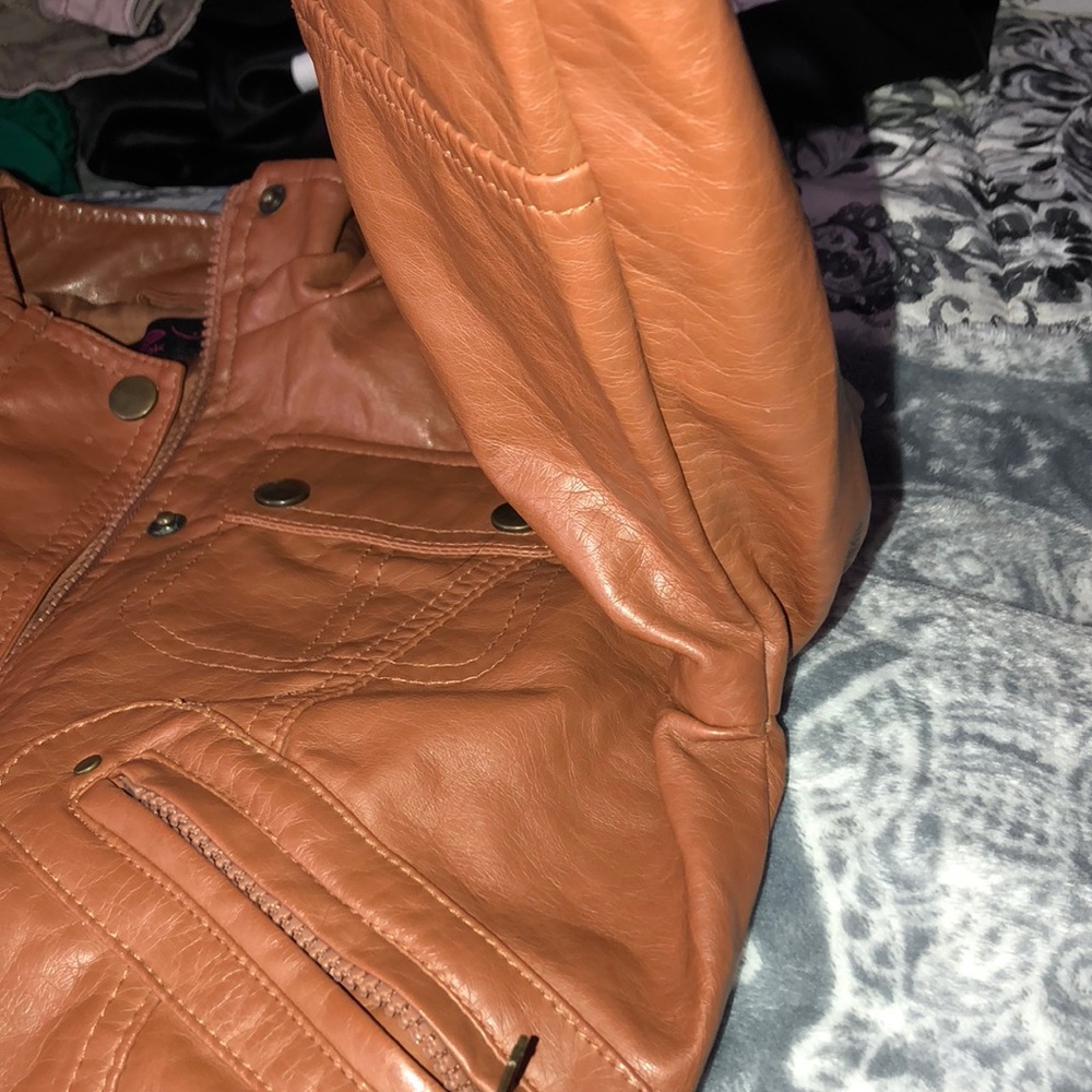 Brown jacket - Picture 6 of 7
